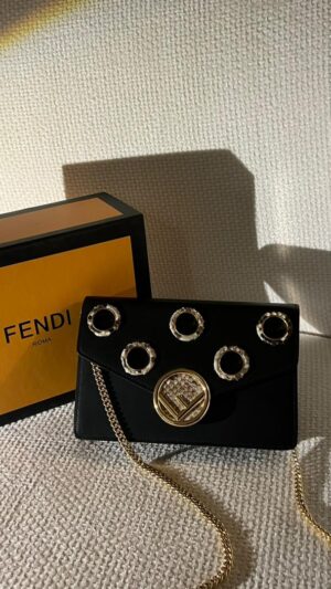 حقيبة Fendi Kan I