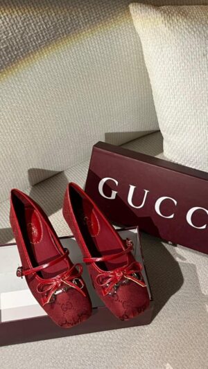 باليرينا ماري جين