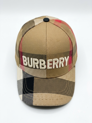 كاب Burberry